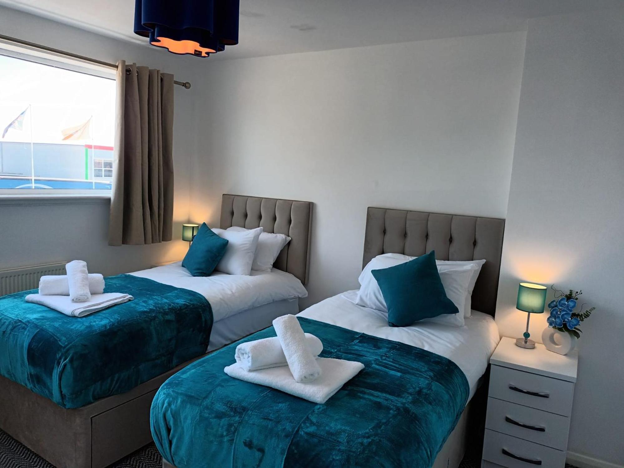 Holiday home Serviced 3-bedroom Near Nec, Airport & Jlr Birmingham