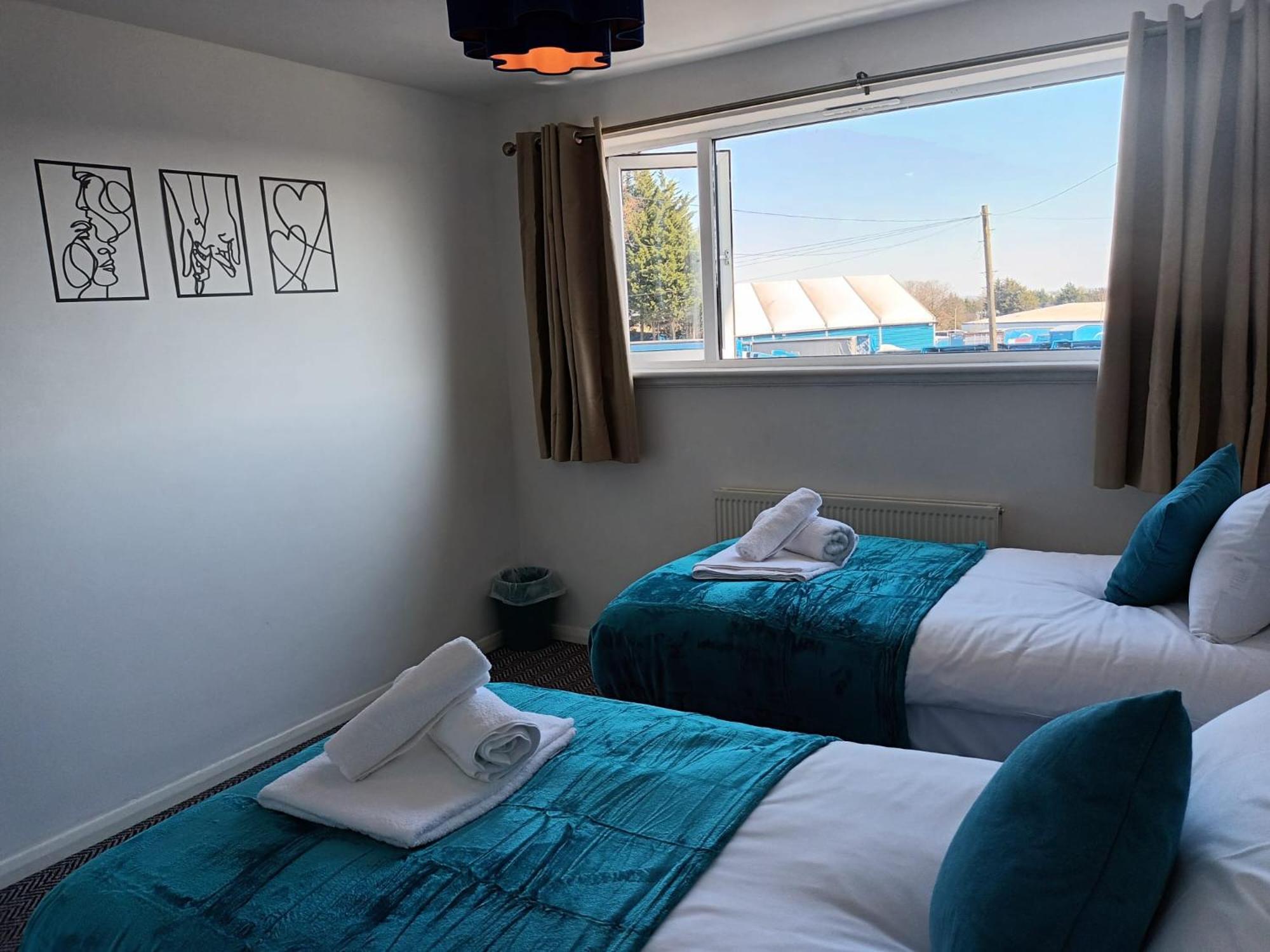 Serviced 3-bedroom Near Nec, Airport & Jlr Birmingham