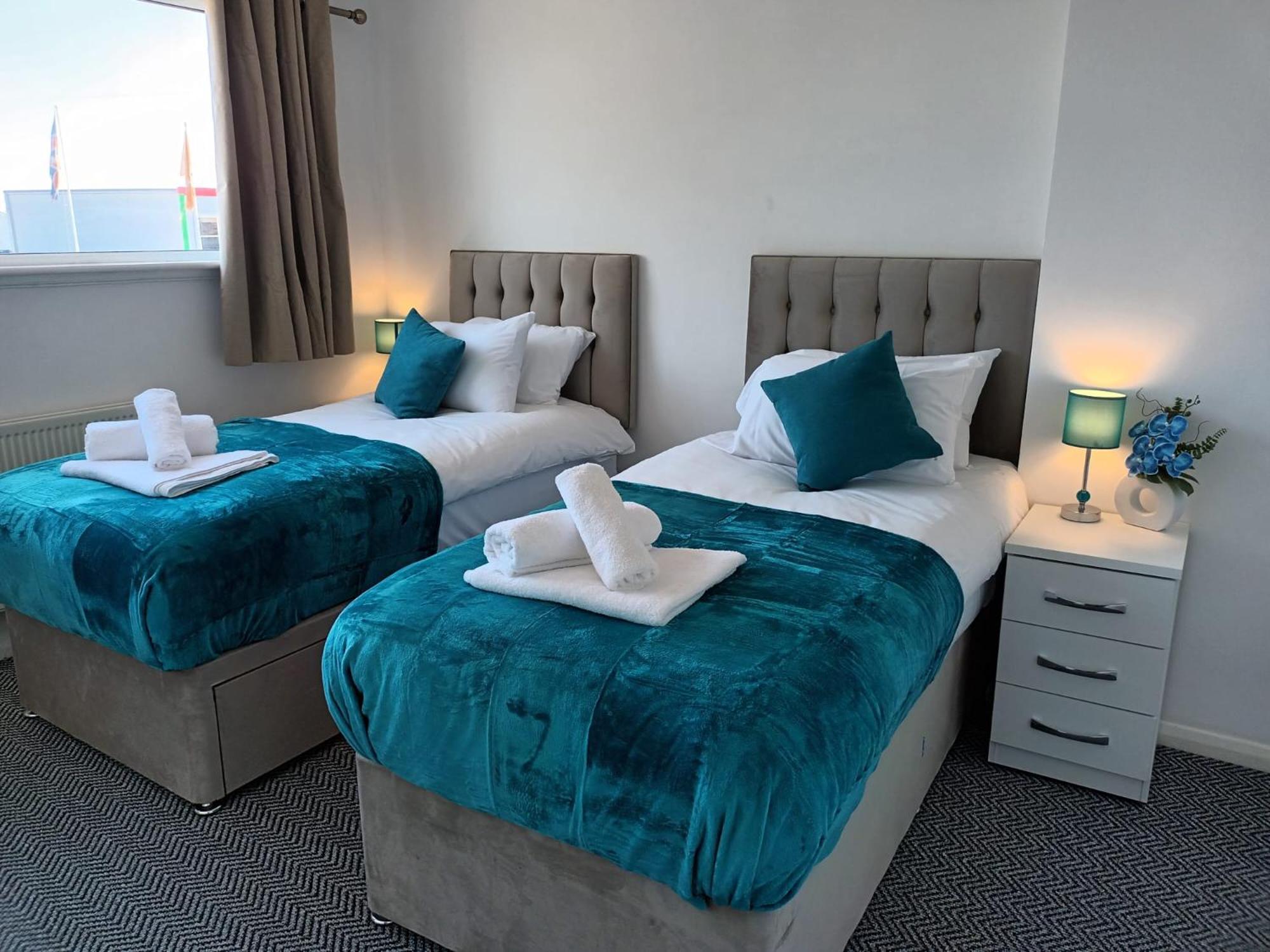 Holiday home Serviced 3-bedroom Near Nec, Airport & Jlr *
